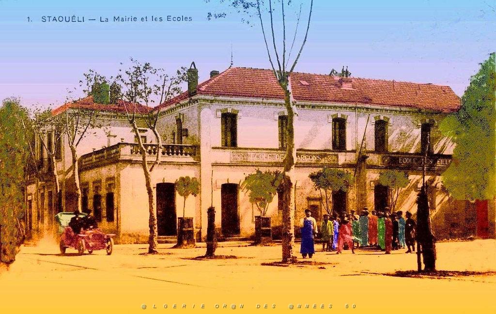 Staoueli - La mairie et les ecoles_2.jpg